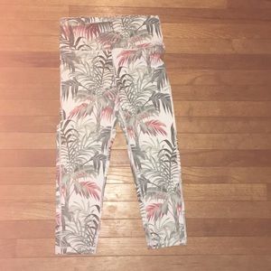 3/4 printed leggings